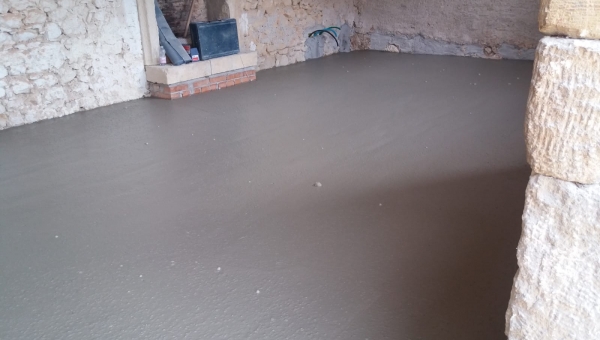 Come realizzare il sottofondo ideale per il tuo pavimento 