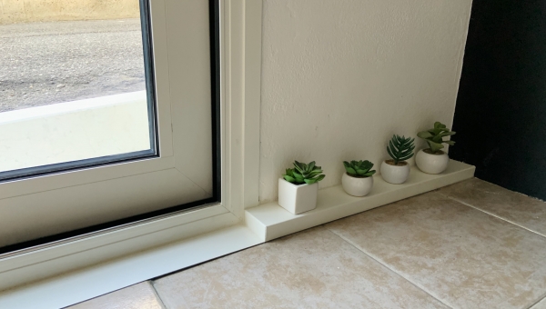 Battiscopa bianco: ecco un'idea originale per la tua casa